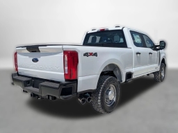 Ford Super Duty F-350 SRW XL 4WD Crew Cab 6.75' Box 2026