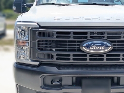Ford Super Duty F-350 SRW XL 4WD Crew Cab 6.75' Box 2026