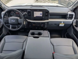 Ford Super Duty F-350 SRW XL 4WD Crew Cab 6.75' Box 2026
