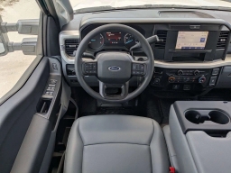 Ford Super Duty F-350 SRW XL 4WD Crew Cab 6.75' Box 2026