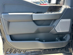 Ford Super Duty F-350 SRW LARIAT 4WD Crew Cab 8' Box 2025