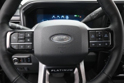 Ford Super Duty F-350 SRW Platinum 4WD Crew Cab 6.75' Box 2026