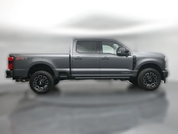 Ford Super Duty F-350 SRW Platinum 4WD Crew Cab 6.75' Box 2026