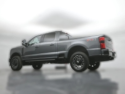 Ford Super Duty F-350 SRW Platinum 4WD Crew Cab 6.75' Box 2026