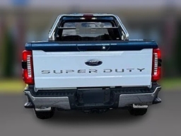 Ford Super Duty F-350 SRW LARIAT 4WD Crew Cab 8' Box 2025
