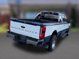 Ford Super Duty F-350 SRW LARIAT 4WD Crew Cab 8' Box 2025