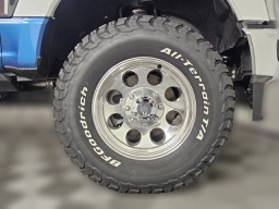Ford Super Duty F-350 SRW LARIAT 4WD Crew Cab 8' Box 2025