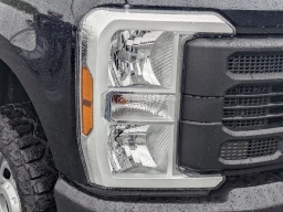 Ford Super Duty F-350 SRW XL 4WD Crew Cab 6.75' Box 2026