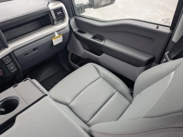 Ford Super Duty F-350 SRW XL 4WD Crew Cab 6.75' Box 2026