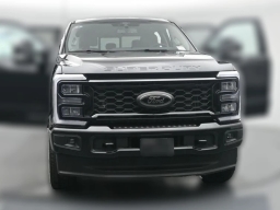 Ford Super Duty F-350 SRW XLT 4WD Crew Cab 8' Box 2026