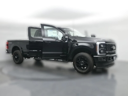 Ford Super Duty F-350 SRW XLT 4WD Crew Cab 8' Box 2026