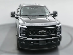 Ford Super Duty F-350 SRW XLT 4WD Crew Cab 8' Box 2026