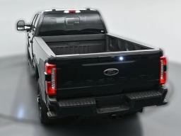 Ford Super Duty F-350 SRW XLT 4WD Crew Cab 8' Box 2026