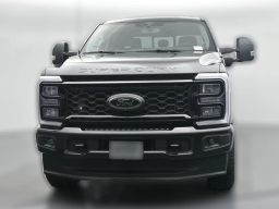 Ford Super Duty F-350 SRW XLT 4WD Crew Cab 8' Box 2026