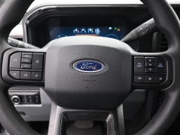 Ford Super Duty F-350 SRW XLT 4WD Crew Cab 8' Box 2026