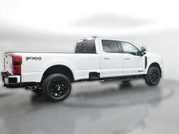 Ford Super Duty F-350 SRW XLT 4WD Crew Cab 8' Box 2026