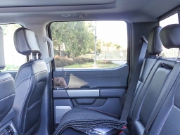 Ford Super Duty F-350 SRW LARIAT 4WD Crew Cab 8' Box 2026