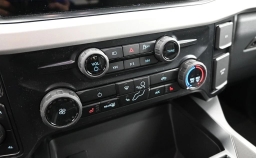 Ford Super Duty F-350 SRW XLT 4WD Crew Cab 8' Box 2026