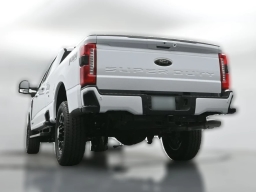 Ford Super Duty F-350 SRW XLT 4WD Crew Cab 8' Box 2026