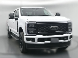 Ford Super Duty F-350 SRW XLT 4WD Crew Cab 8' Box 2026