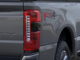 Ford Super Duty F-350 SRW LARIAT 4WD Crew Cab 8' Box 2025