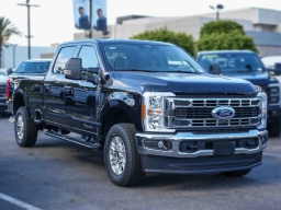 Ford Super Duty F-350 SRW XLT 4WD Crew Cab 8' Box 2026