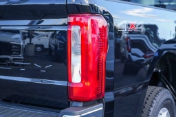 Ford Super Duty F-350 SRW XLT 4WD Crew Cab 8' Box 2026