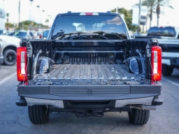 Ford Super Duty F-350 SRW XLT 4WD Crew Cab 8' Box 2026