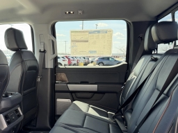Ford Super Duty F-350 SRW LARIAT 4WD Crew Cab 6.75' Box 2026