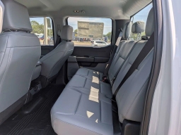 Ford Super Duty F-350 DRW XL 4WD Crew Cab 8' Box 2026