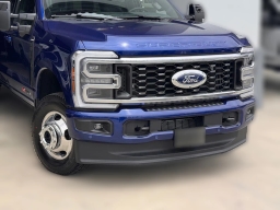 Ford Super Duty F-350 DRW Platinum 4WD Crew Cab 8' Box 2026