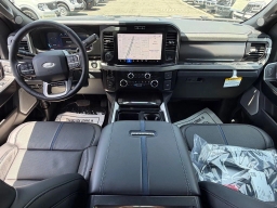 Ford Super Duty F-350 DRW Platinum 4WD Crew Cab 8' Box 2026