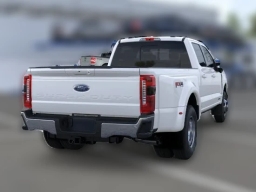 Ford Super Duty F-350 DRW LARIAT 4WD Crew Cab 8' Box 2026