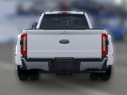 Ford Super Duty F-350 DRW LARIAT 4WD Crew Cab 8' Box 2026