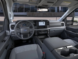 Ford Super Duty F-350 DRW XLT 4WD Crew Cab 8' Box 2026