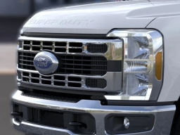 Ford Super Duty F-350 DRW XLT 4WD Crew Cab 8' Box 2026