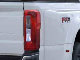 Ford Super Duty F-350 DRW XLT 4WD Crew Cab 8' Box 2026