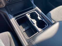 Ford Super Duty F-350 DRW XLT 4WD Crew Cab 8' Box 2026