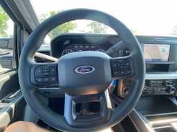 Ford Super Duty F-350 DRW XLT 4WD Crew Cab 8' Box 2026