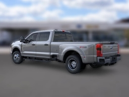 Ford Super Duty F-350 DRW XLT 4WD Crew Cab 8' Box 2026