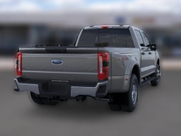 Ford Super Duty F-350 DRW XLT 4WD Crew Cab 8' Box 2026