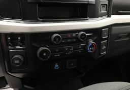 Ford Super Duty F-350 SRW XLT 2WD SuperCab 8' Box 2026