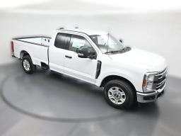 Ford Super Duty F-350 SRW XLT 2WD SuperCab 8' Box 2026
