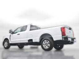 Ford Super Duty F-350 SRW XLT 2WD SuperCab 8' Box 2026