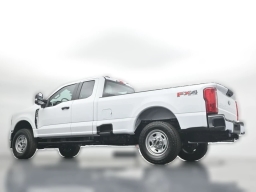 Ford Super Duty F-350 SRW XL 4WD SuperCab 8' Box 2026