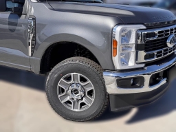 Ford Super Duty F-350 SRW XLT 4WD SuperCab 8' Box 2025