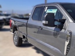 Ford Super Duty F-350 SRW XLT 4WD SuperCab 8' Box 2025