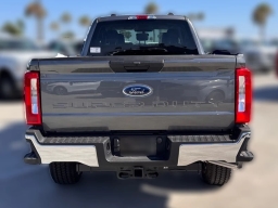 Ford Super Duty F-350 SRW XLT 4WD SuperCab 8' Box 2025
