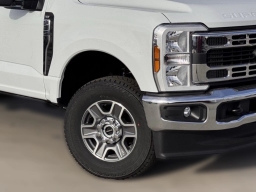 Ford Super Duty F-350 SRW XLT 4WD SuperCab 8' Box 2025