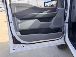 Ford Super Duty F-350 SRW XLT 4WD SuperCab 8' Box 2025